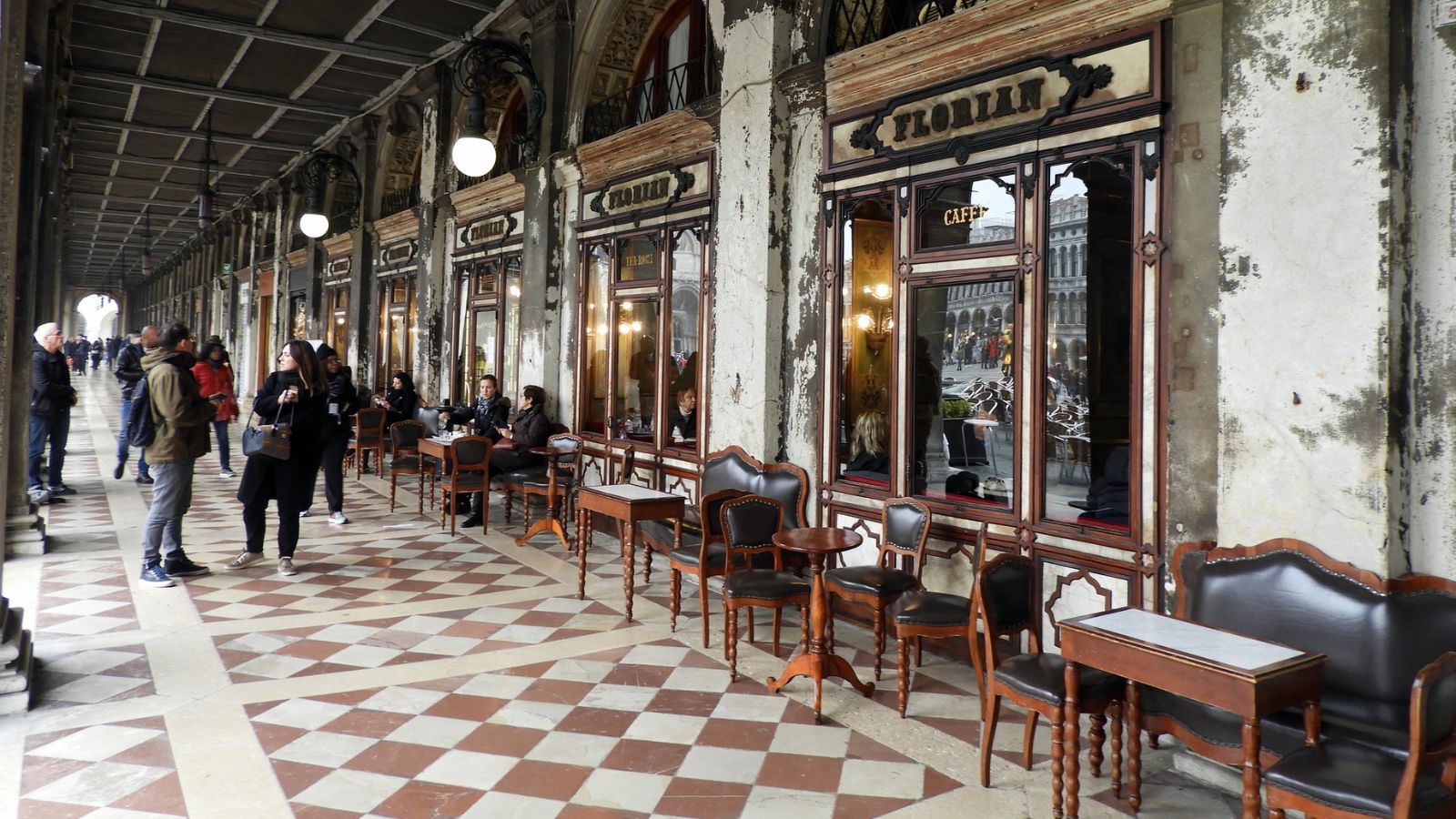những quán cafe đẹp nhất thế giới florian